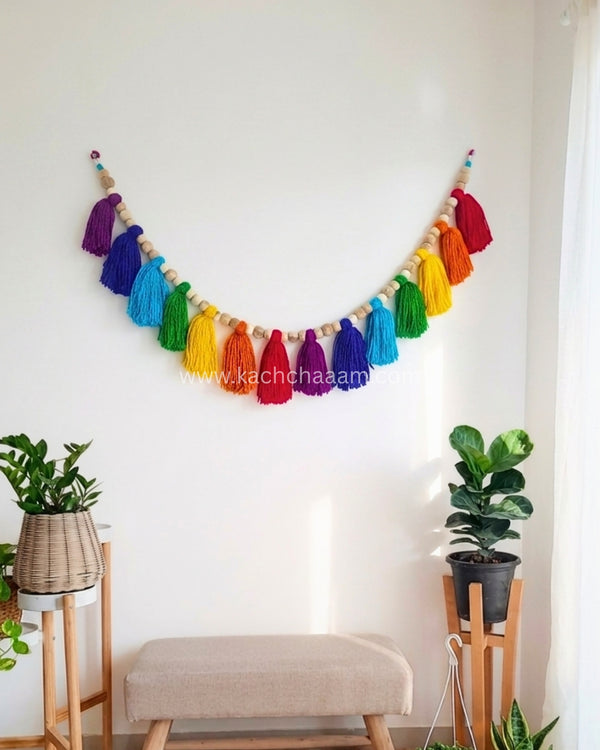 Single Layered Wool Tassel VIBGYOR Bunting